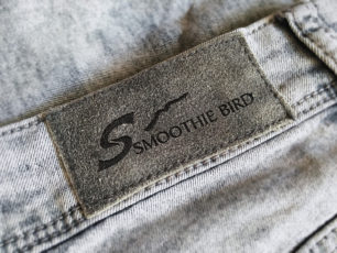 SMOOTHIE BIRD 牛仔褲品牌視覺設計